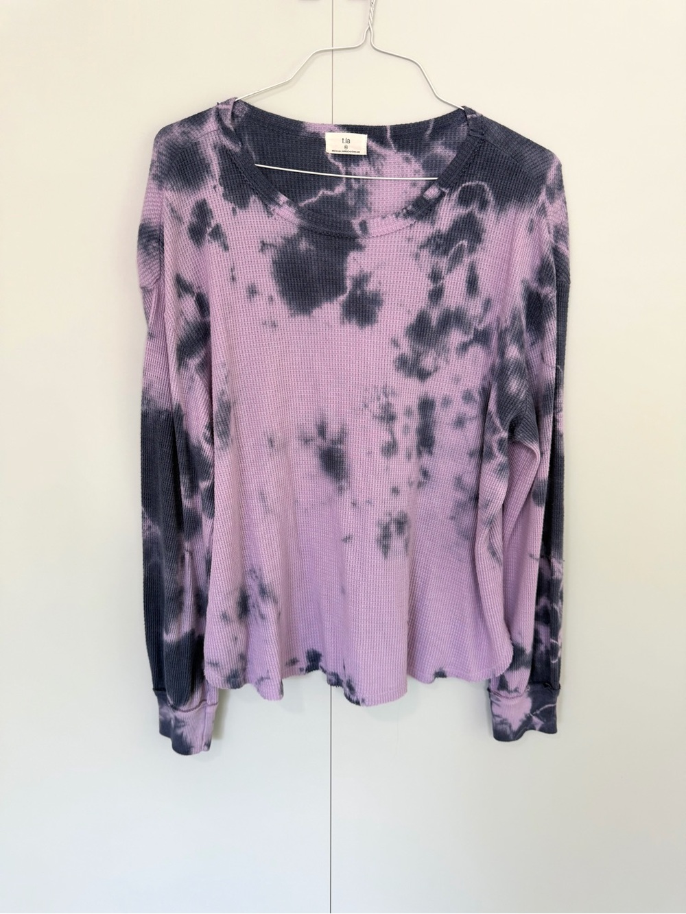 T.LA x ATHROPOLOGIE Women’s Waffle Knit Tie Dye Long Sleeve Top Purple Gray